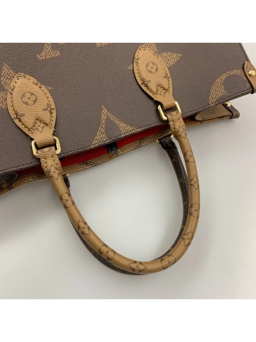 Louis Vuitton Monogram Giant on the Go MM 2-Way Bag Brown